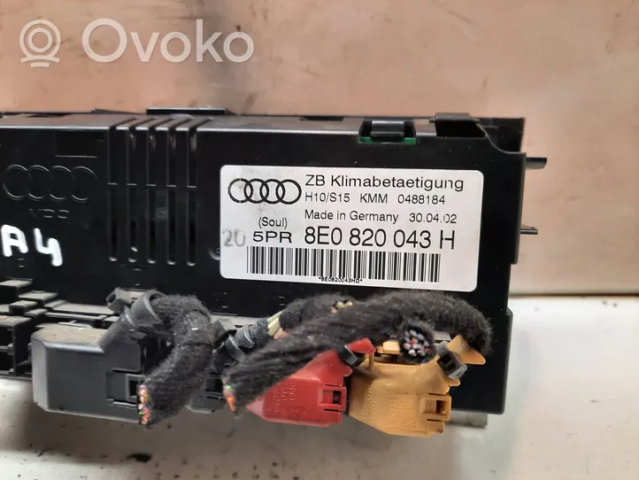 Audi A4 S4 B6 8E 8H Panel klimatyzacji 8E0820043H