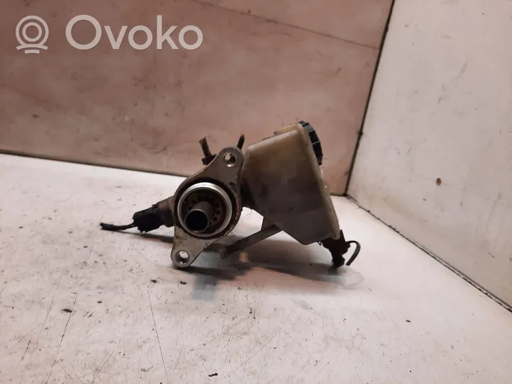 Volvo V70 Maître-cylindre de frein 033508