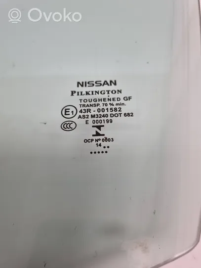 Nissan Qashqai Vetro del finestrino della portiera anteriore - quattro porte E143R001582
