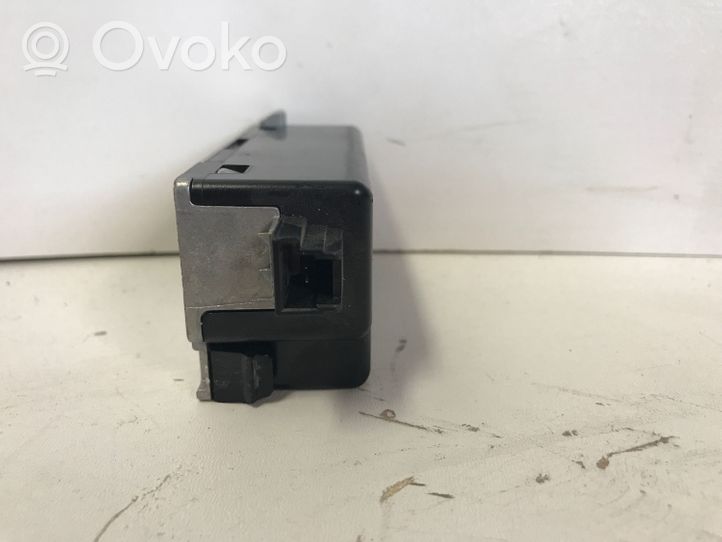 Mercedes-Benz Sprinter W907 W910 Blocchetto del volante A0999008701