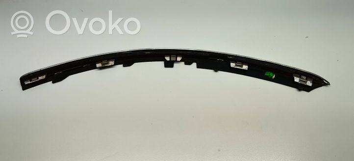 Audi A6 S6 C6 4F Apdailinė priekinio bamperio juosta 4F0807490