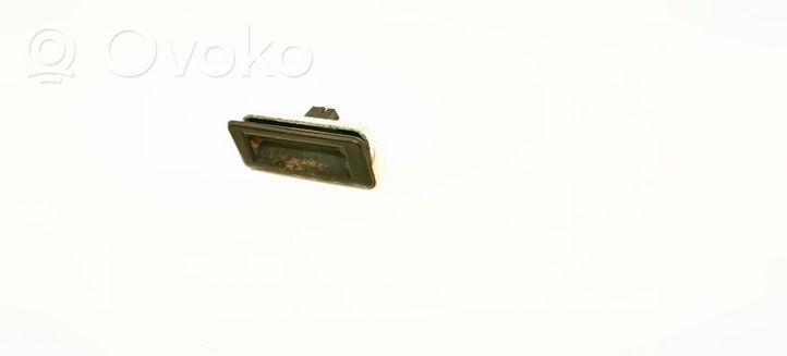 Skoda Yeti (5L) Maniglia esterna del portellone posteriore/bagagliaio 5J0827229