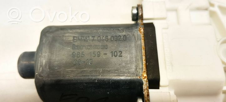 BMW 7 F01 F02 F03 F04 Moteur de lève-vitre de porte arrière 7046032