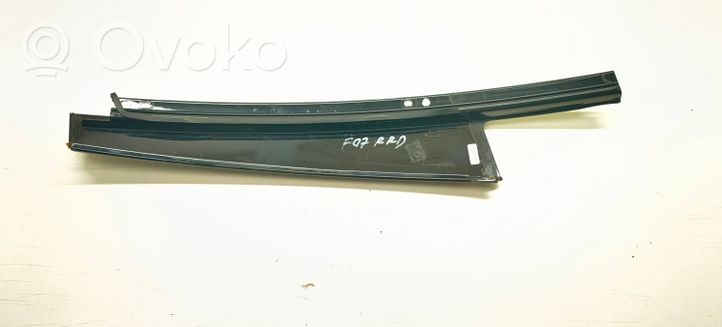 BMW 7 F01 F02 F03 F04 Rivestimento modanatura del vetro della portiera posteriore 7185234