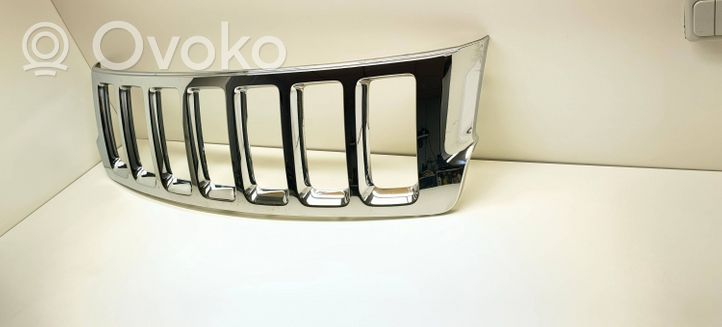 Jeep Grand Cherokee Grille calandre supérieure de pare-chocs avant 55079377AD