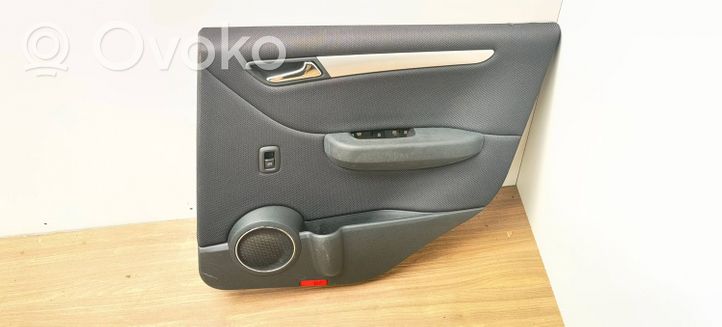 Mercedes-Benz B W245 Apmušimas galinių durų (obšifke) A1697300440