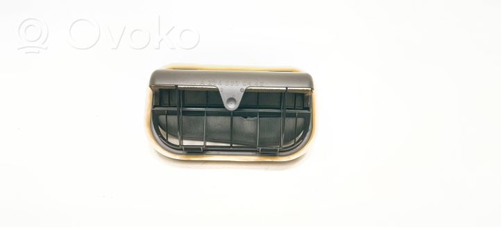 Mercedes-Benz GLK (X204) Grill / Wlot powietrza błotnika przedniego A2048300442