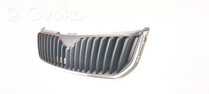 Skoda Superb B6 (3T) Atrapa chłodnicy / Grill 3T0853668A