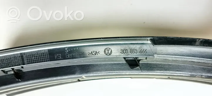 Volkswagen PASSAT B6 Grotelės apatinės (trijų dalių) 3C0853666