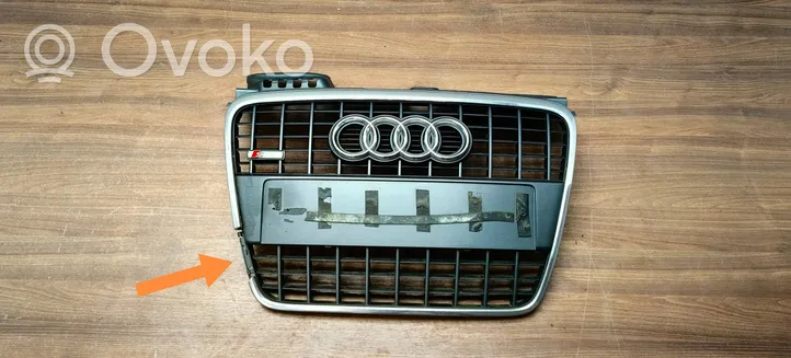 Audi A4 S4 B7 8E 8H Kühlergrill 8E0853651M