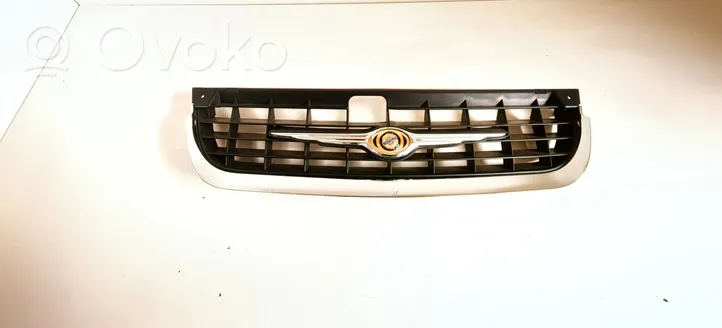 Chrysler Neon II Grille calandre supérieure de pare-chocs avant 0528888AB