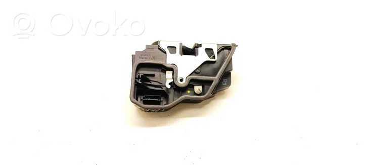 BMW 3 F30 F35 F31 Serrure de porte avant 7202145