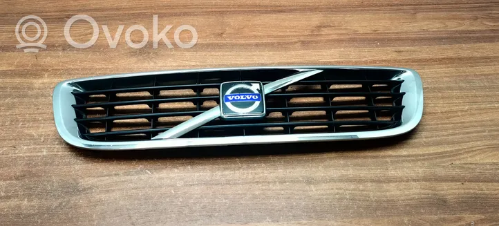 Volvo V50 Griglia superiore del radiatore paraurti anteriore 30744915