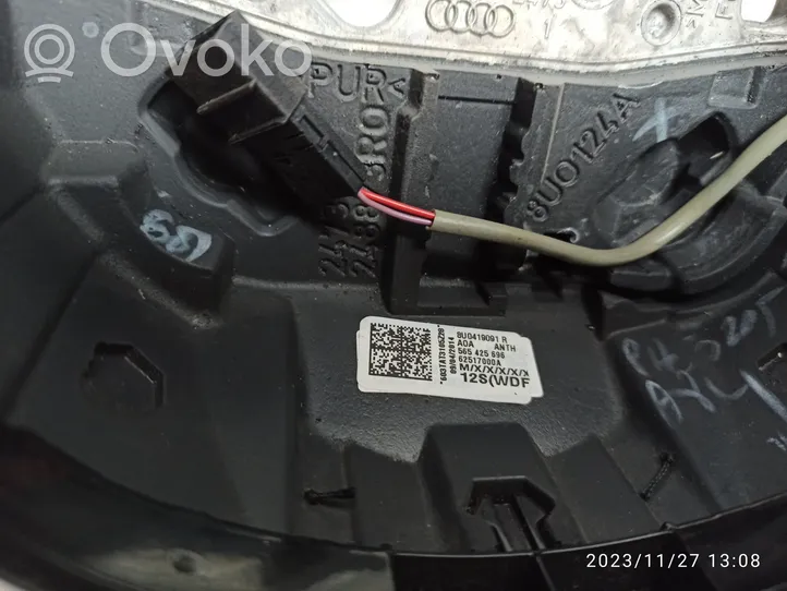 Audi Q3 8U Ohjauspyörä 