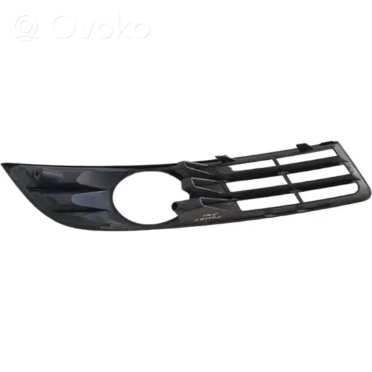 Volkswagen PASSAT Grille de calandre avant 3C0853665A