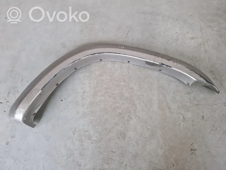 Nissan Patrol Y61 Rivestimento passaruota anteriore 63812VB000