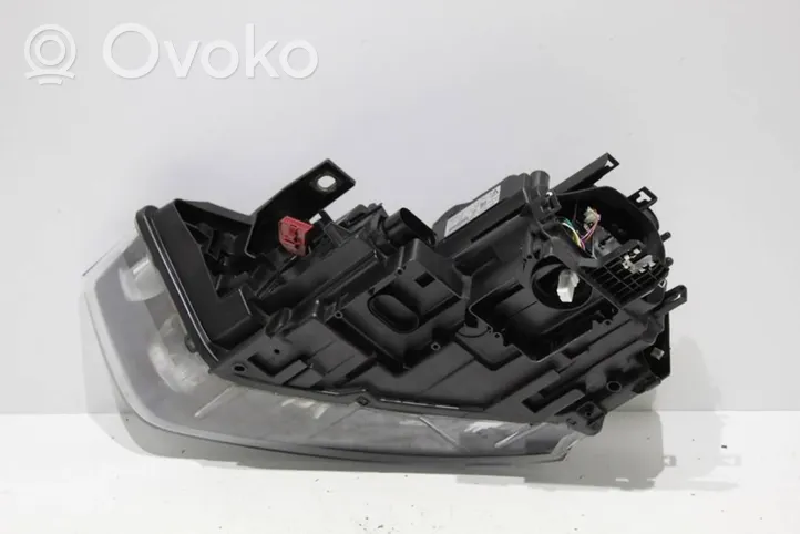 Audi Q3 8U Lampa przednia 8U0941006