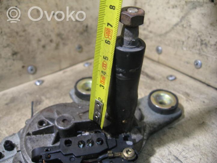 Ford Focus Galinio stiklo valytuvo varikliukas BOSCH0390201548