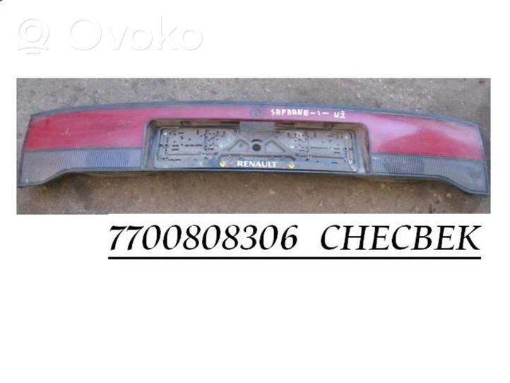 Renault Safrane Takaluukun koristelista 7700808306