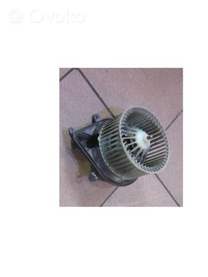 Renault Safrane Pečiuko ventiliatorius/ putikas 9000552
