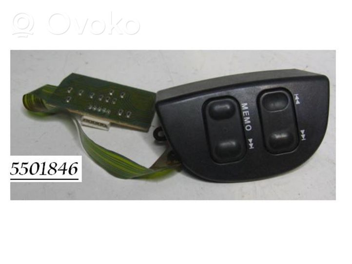 Citroen Xantia Przełącznik / Przycisk kierownicy 5501846