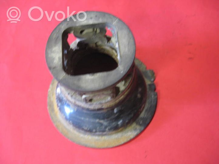 Renault Megane I Ressort hélicoïdal, support jambe de force 7704000661