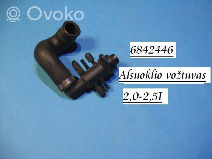 Volvo 850 Soupape de reniflard 6842446