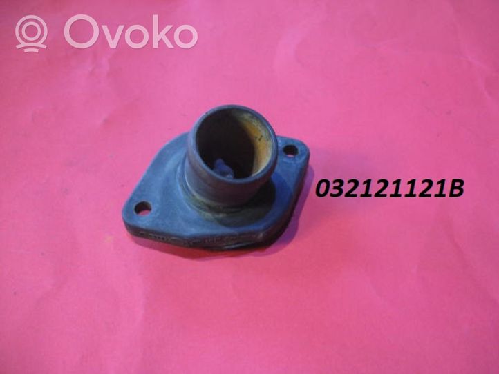 Volkswagen Bora Termostaatin kotelo 032121121B