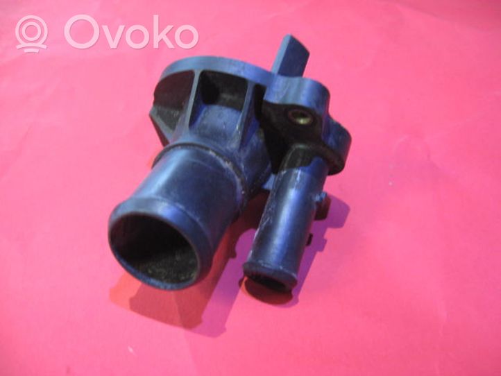 Ford Maverick Termostaatin kotelo 5653258