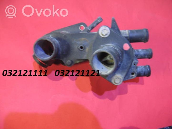 Volkswagen Vento Termostaatin kotelo 032121111