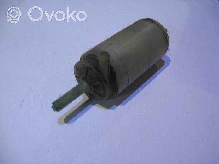 Mercedes-Benz W123 Windscreen/windshield washer pump 182390