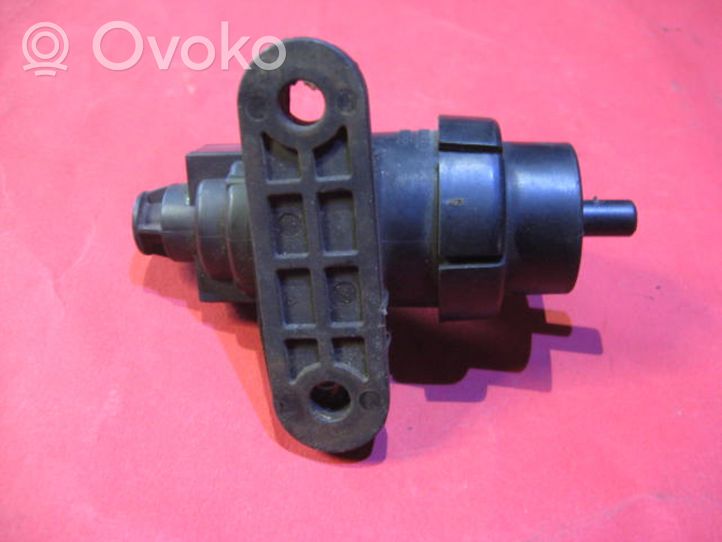 Ford Focus Turbo solenoid valve 95AB9E882AA