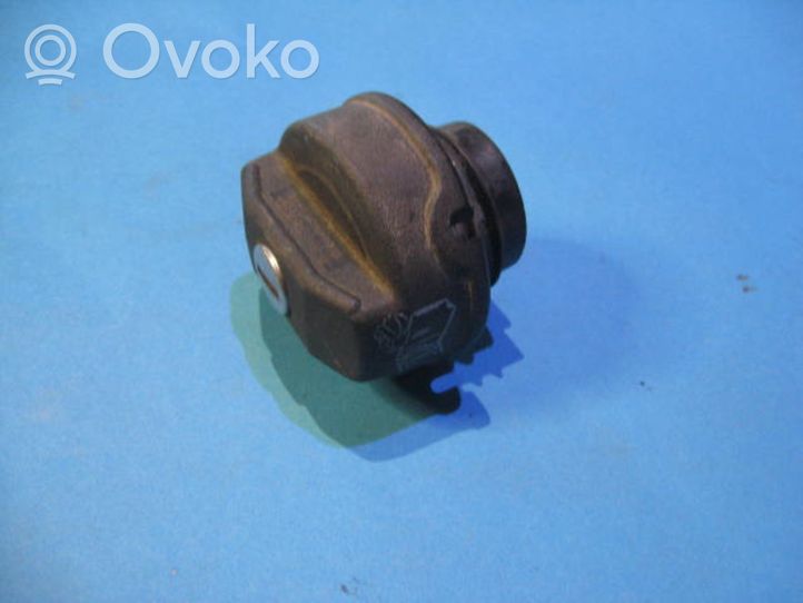 Volvo S70  V70  V70 XC Tappo del serbatoio del carburante 191201553