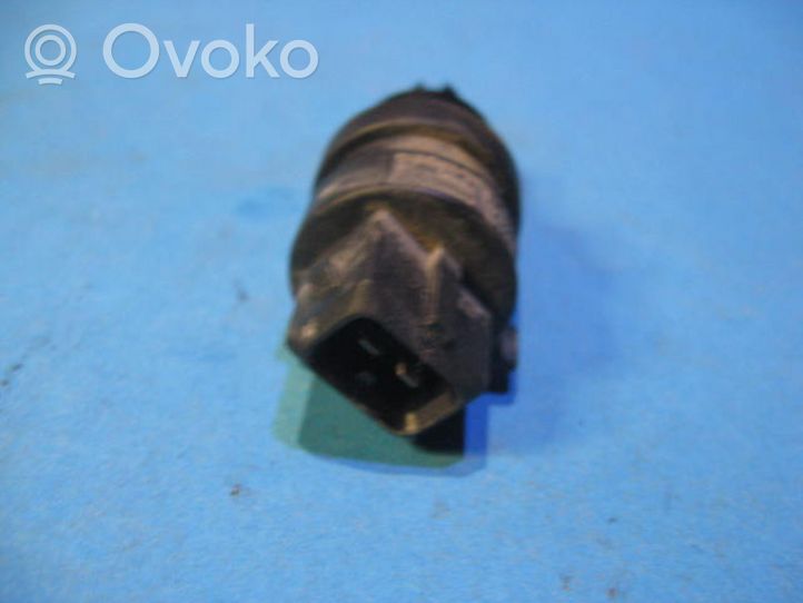 Audi A4 S4 B5 8D Intake air temperature sensor 028906081