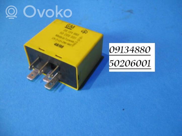 Opel Corsa B Hazard warning light relay 09134880