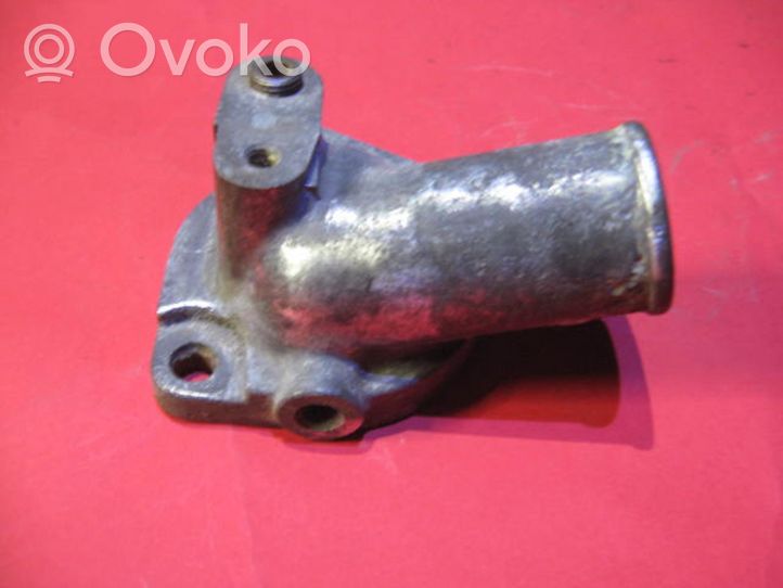 Opel Vectra B Termostat / Obudowa termostatu 17ISUZU