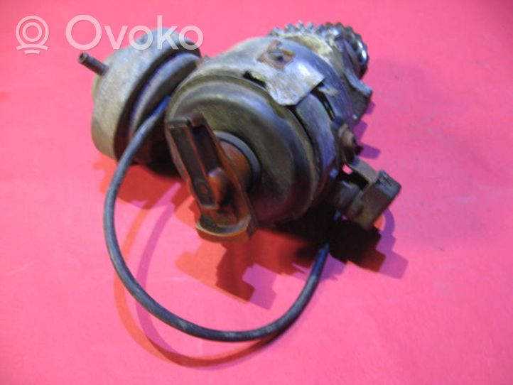 BMW 5 E28 Spinterogeno Spark 0237304024