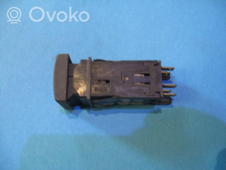 Citroen Xantia Interruptor de luz antiniebla 33954J18