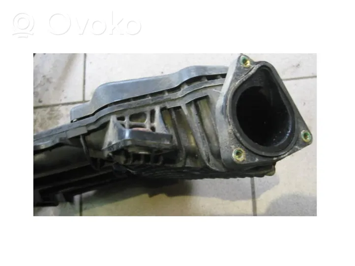 Fiat Stilo Collettore di aspirazione 46535698