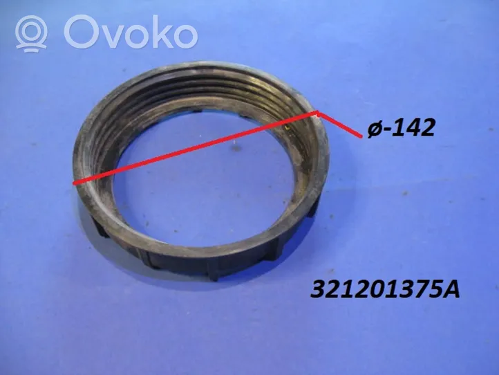 Volkswagen Bora Anello/dado di bloccaggio della vite della pompa del carburante nel serbatoio 321201375A