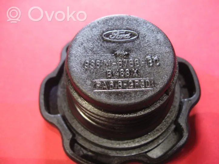 Ford Focus Korek wlewu oleju 938M6766BC