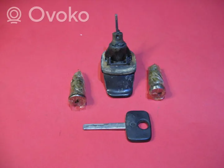 Opel Ascona C Lock set GM296