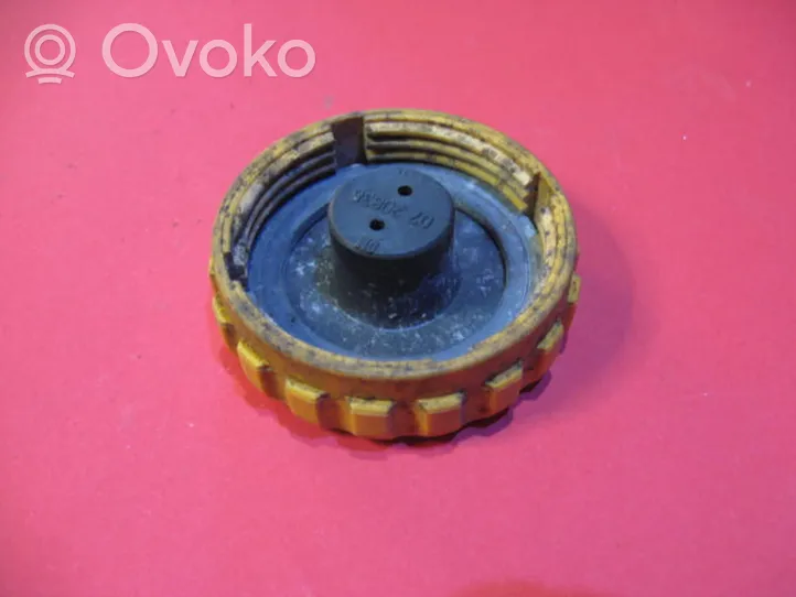 Opel Rekord E2 Vase d'expansion / bouchon de réservoir de liquide de refroidissement 90467473