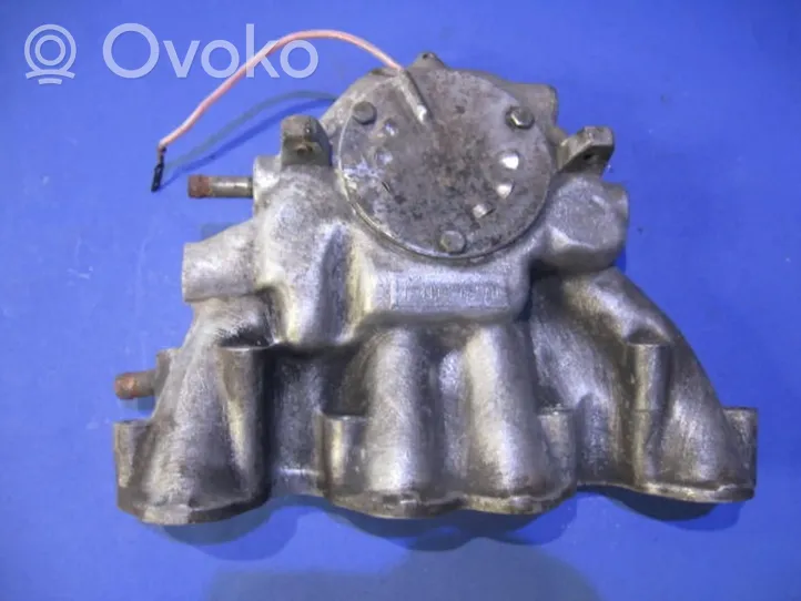 Volkswagen Golf III Intake manifold 051129713