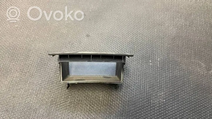 Volkswagen Jetta VI Kita centrinė konsolės (tunelio) detalė 5C6863383