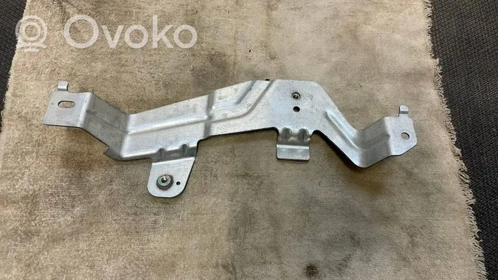 Mercedes-Benz ML W166 Kita variklio skyriaus detalė A1668601014