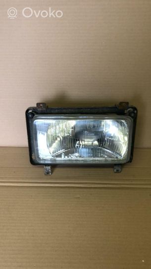 Volkswagen I LT Lampa przednia 281941751F