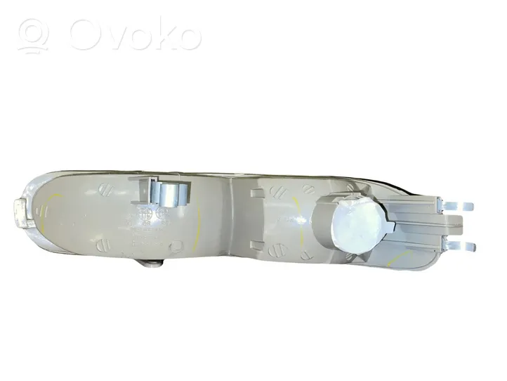 Ford Scorpio Front indicator light 084311603L