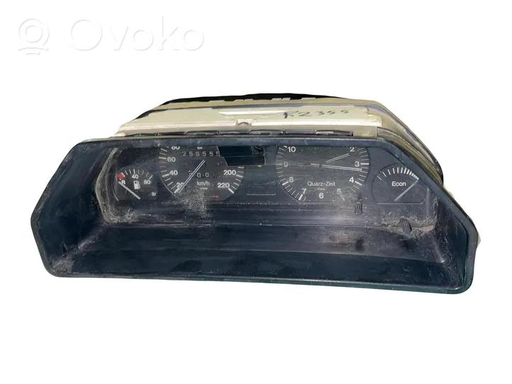 Audi 100 200 5000 C3 Tachimetro (quadro strumenti) 81117317