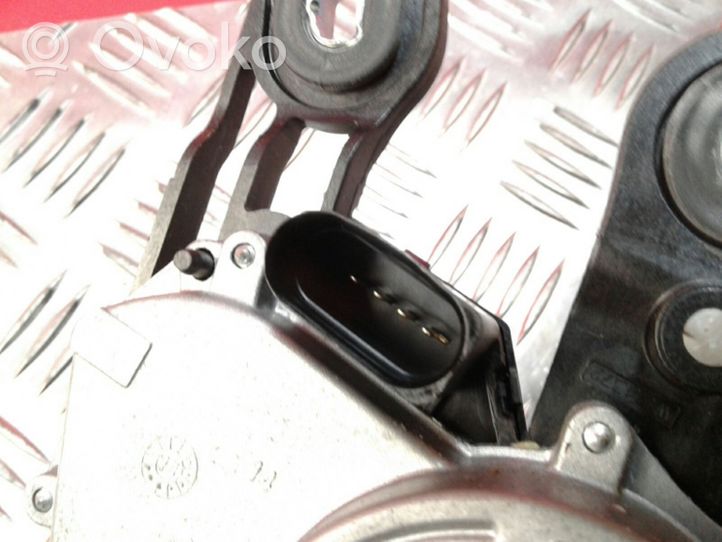 Seat Leon (5F) Takalasinpyyhkimen moottori 